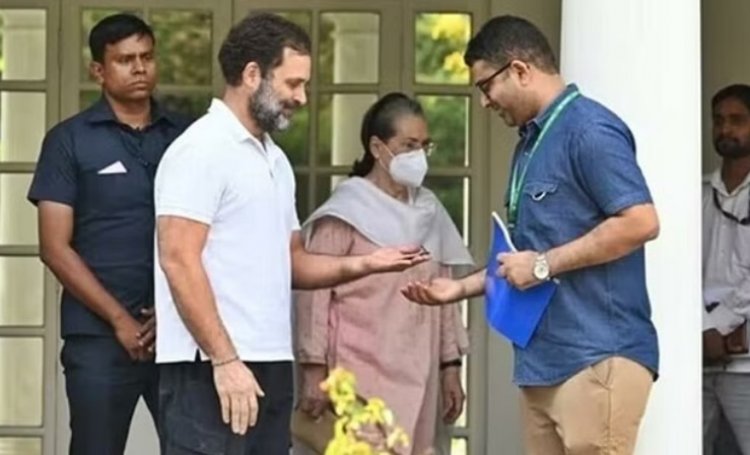 राहुल ने सौंपी बंगले की चाबी, कहा : सच बोलने की मिली सजा...