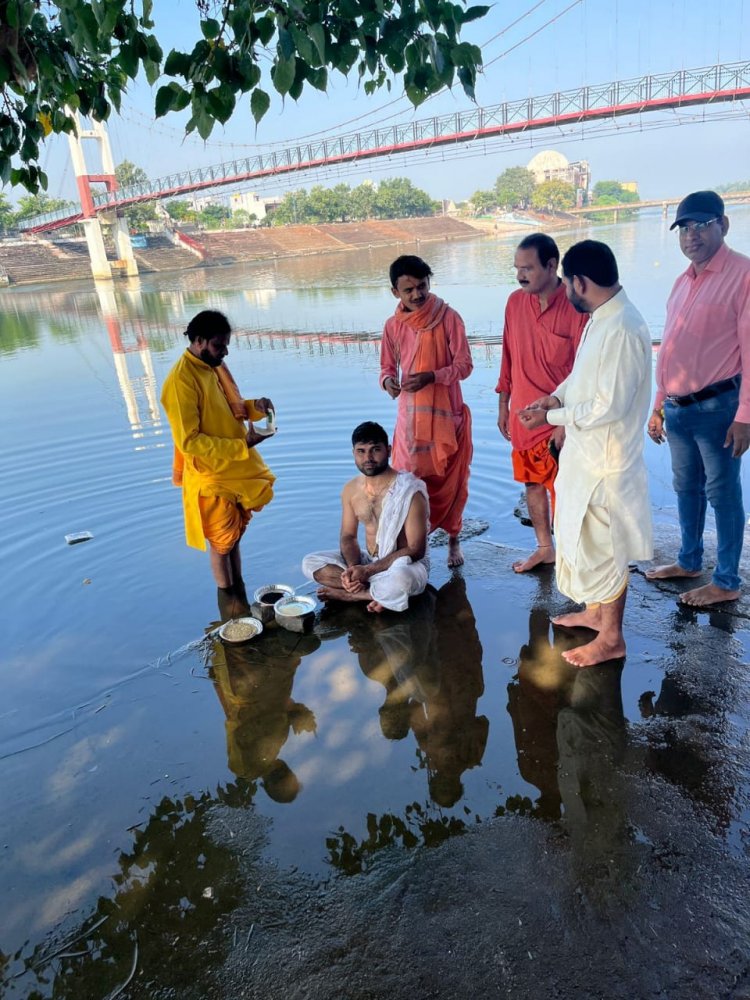 अखंड ब्राह्मण समाज सेवा समिति द्वारा सामूहिक तर्पण