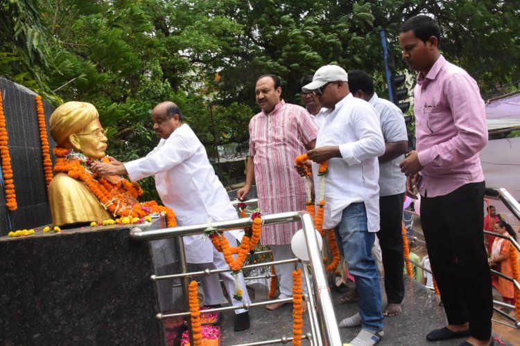 उत्कल समाज द्वारा उत्कल गौरव मधुसुदन दास जी की जन्म जयंती हर्षोल्लास के साथ मनाया गया