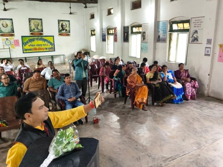जिला शिक्षा एवं प्रशिक्षण संस्थान, जशपुर में हिंदी दिवस का भव्य आयोजन*