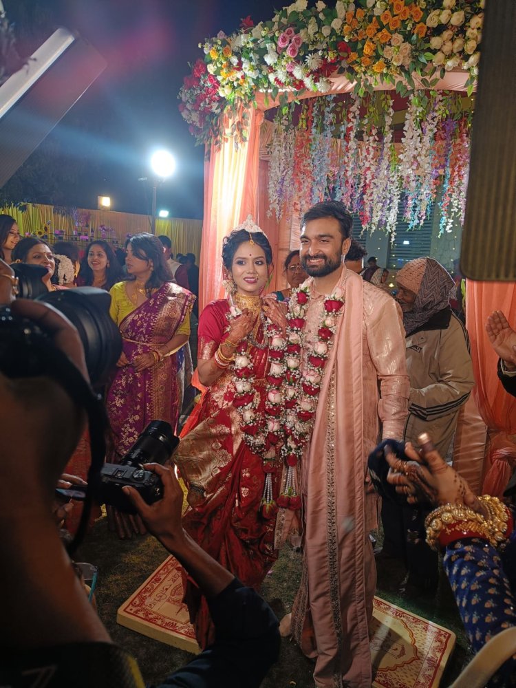 डॉ विजय रक्षित सर के द्वितीय पुत्र चि सौरभ रक्षित का विवाह आसनसोल,प बंगाल में सम्पन्न